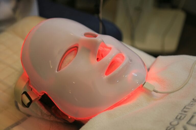 Red Light Therapy Masks 2026: Do They Actually Work? The Complete Honest Guide + Best Picks