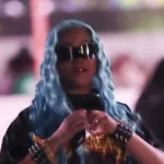 Festival beauty looks 2026 — glitter eyes, mermaid waves and floral nails at Coachella